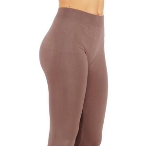 Yelete seamless brown leggings!